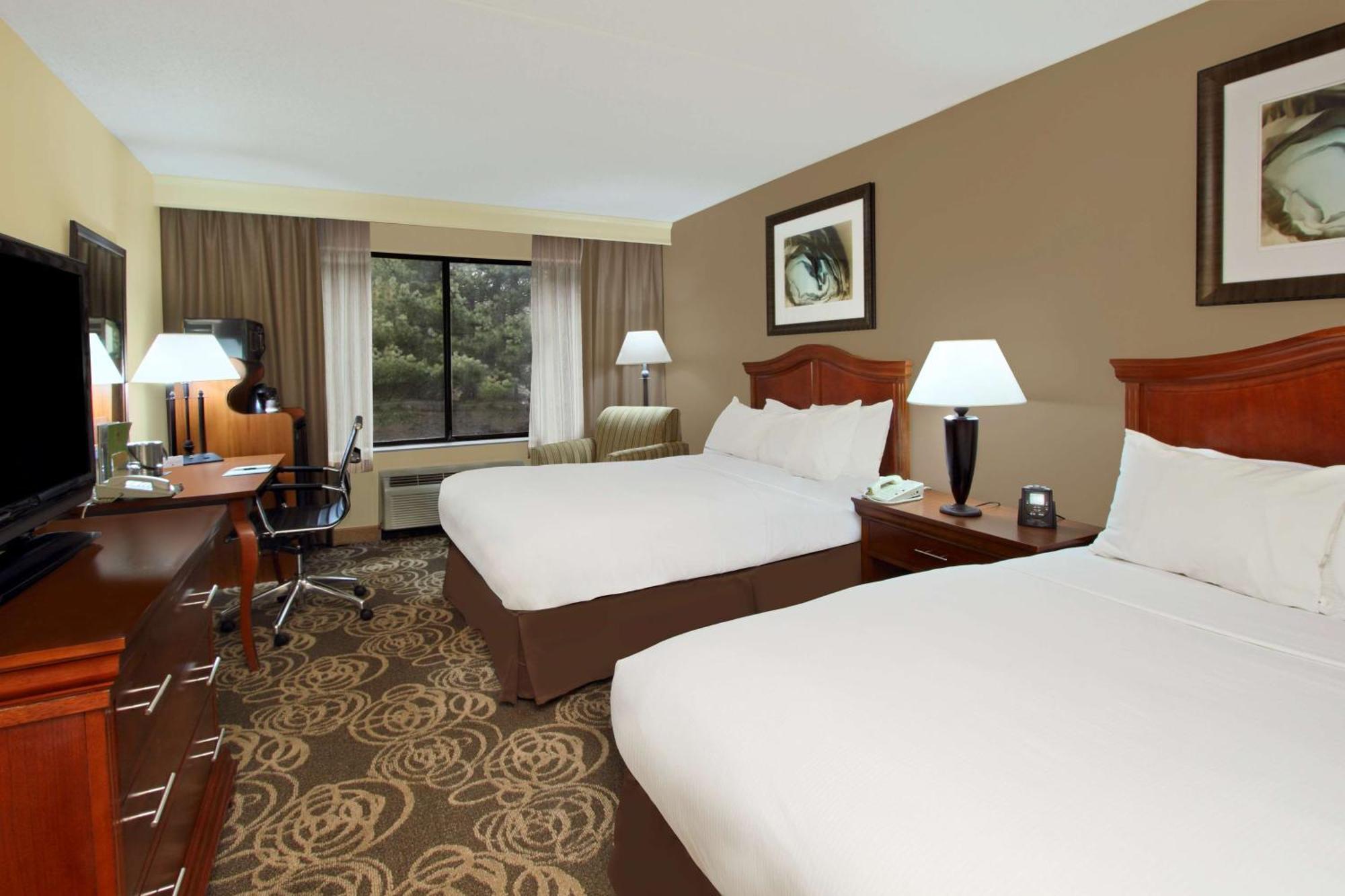מלון Doubletree By Hilton מאוואה מראה חיצוני תמונה