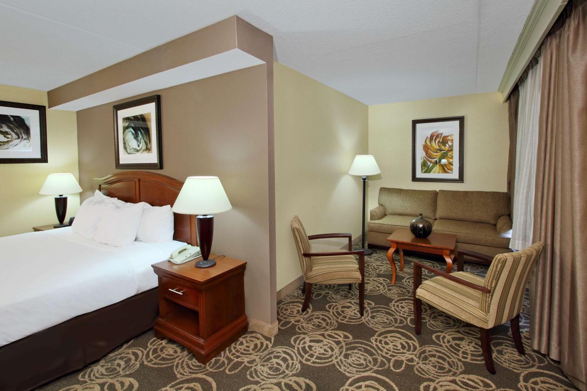 מלון Doubletree By Hilton מאוואה מראה חיצוני תמונה