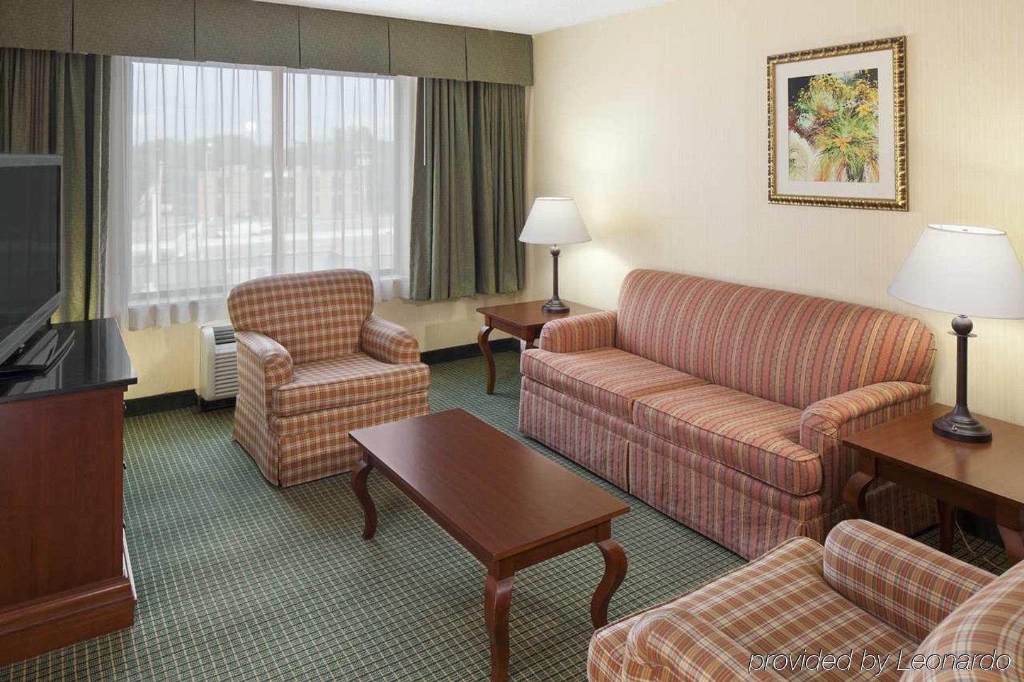 מלון Doubletree By Hilton מאוואה חדר תמונה